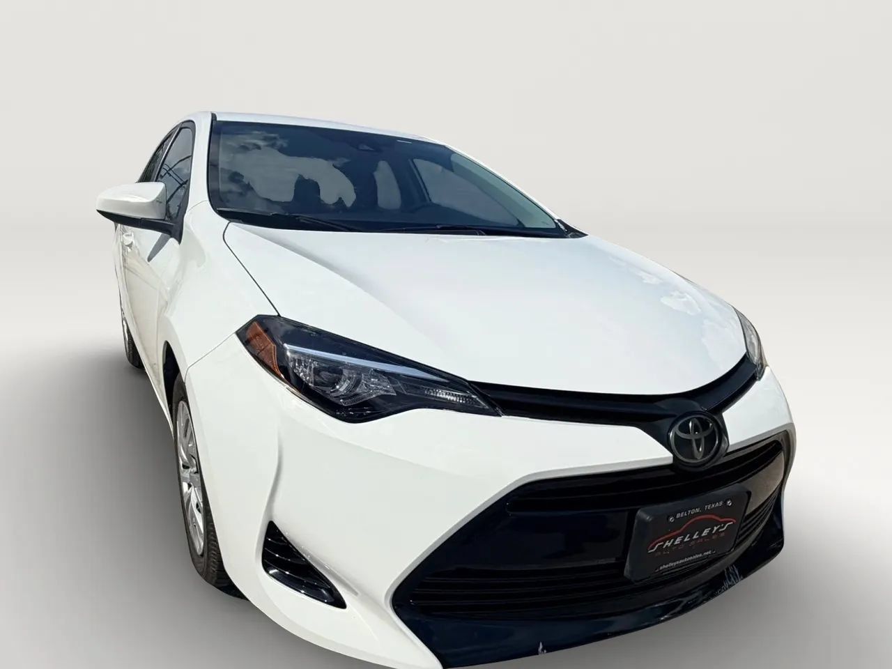 Used 2019 Toyota Corolla LE w/ Carpet Mat Package (TMS) FWD image 13