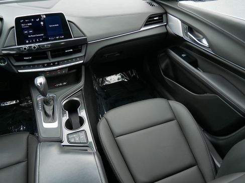 Certified 2024 Cadillac CT4 Luxury w/ Sun And Sound Package AWD/4WD image 11