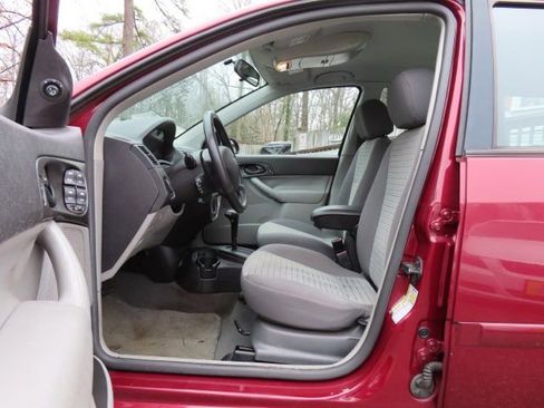 Used 2007 Ford Focus SE image 16