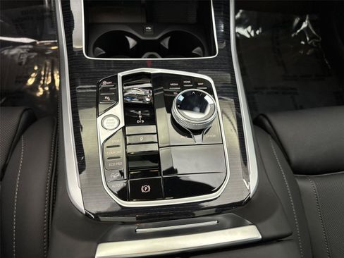 New 2026 BMW X5 xDrive40i w/ Executive Package AWD/4WD image 23