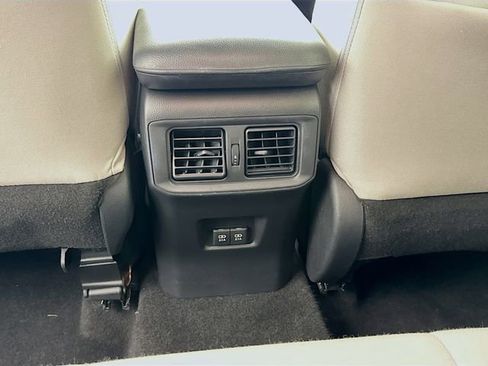 Certified 2020 Toyota RAV4 XLE image 25