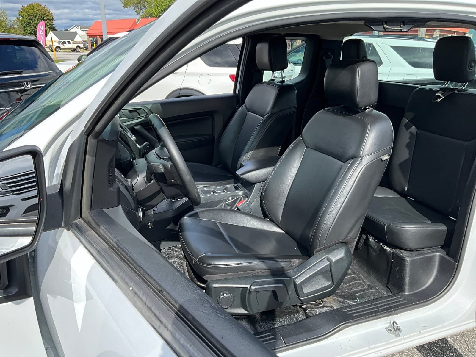 Used 2022 Ford Ranger XL w/ Equipment Group 101A High RWD image 16