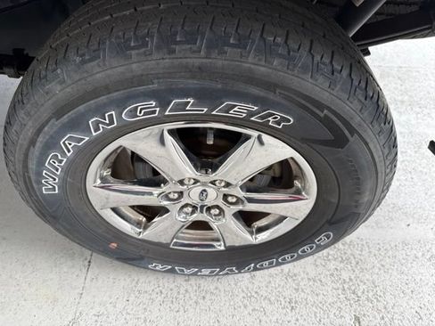 Used 2019 Ford F150 XLT w/ Equipment Group 302A Luxury AWD/4WD image 12