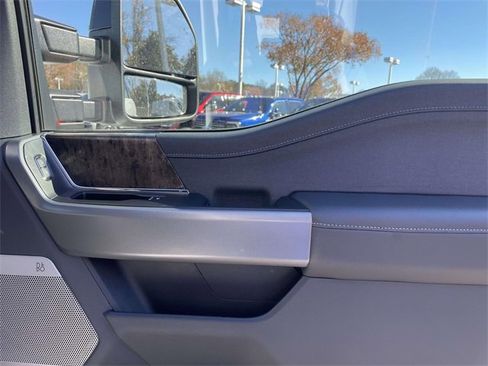 New 2026 Ford F250 Lariat w/ Black Appearance Package image 30