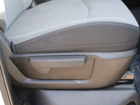 Used 2024 RAM 3500 Big Horn image 10