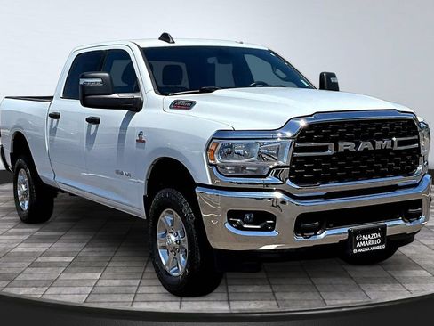 Used 2024 RAM 2500 Big Horn w/ Off Road Package AWD/4WD image 4