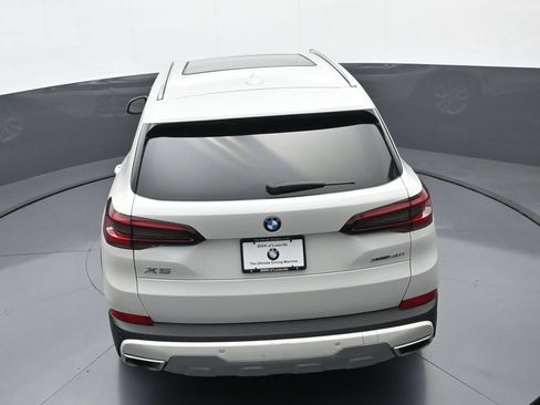 Used 2022 BMW X5 xDrive40i w/ Premium Package AWD/4WD image 34