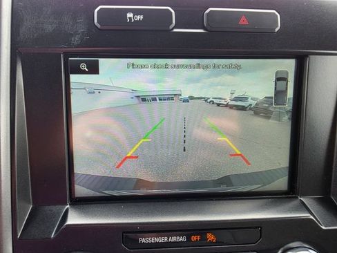 Used 2015 Ford F150 XLT w/ Equipment Group 302A Luxury AWD/4WD image 18