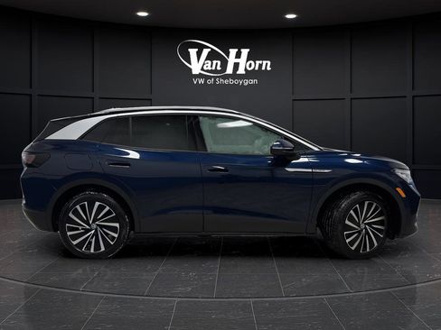 Used 2023 Volkswagen ID.4 Pro S Plus image 2