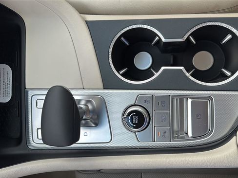 New 2026 Genesis G70 2.5T Prestige image 18