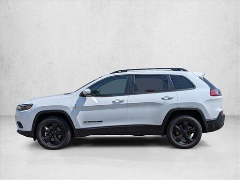 Used 2021 Jeep Cherokee Latitude Plus AWD/4WD image 8