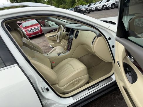 Used 2014 INFINITI QX50 Journey w/ Premium Package AWD/4WD image 17