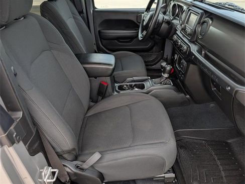 Used 2021 Jeep Wrangler Sport image 30