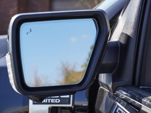 Used 2023 Ford F150 Limited image 38