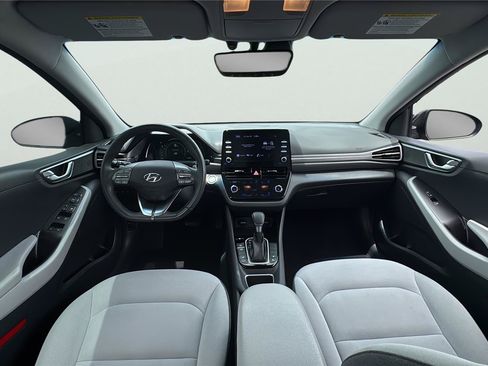 Used 2022 Hyundai Ioniq SEL FWD image 23