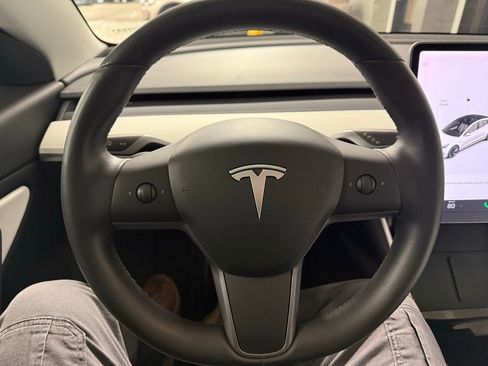 Used 2020 Tesla Model 3 Long Range image 8
