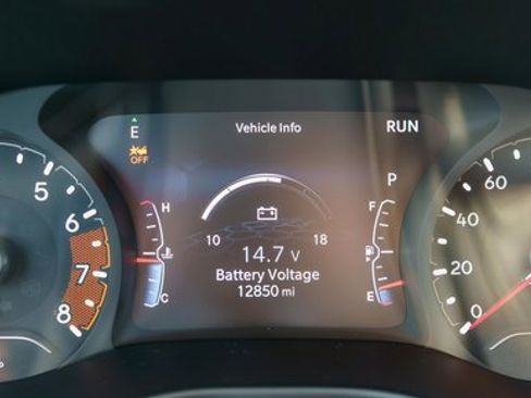 Used 2022 Jeep Compass Latitude w/ Convenience Group image 23