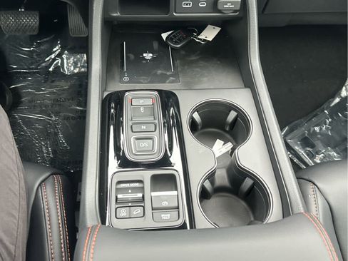 New 2025 Honda Pilot TrailSport image 36