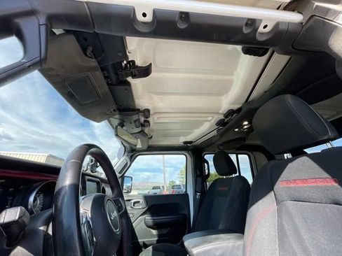 Used 2023 Jeep Gladiator Rubicon AWD/4WD image 11
