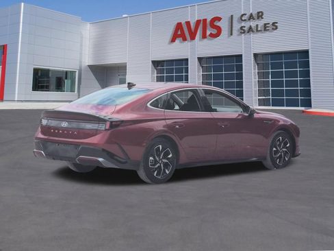 Used 2025 Hyundai Sonata SEL FWD image 6
