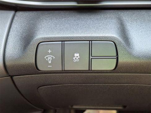 Used 2025 Hyundai Elantra Sport image 22