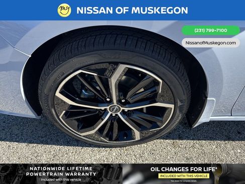 New 2025 Nissan Altima 2.5 SR w/ SR Premium Package image 9