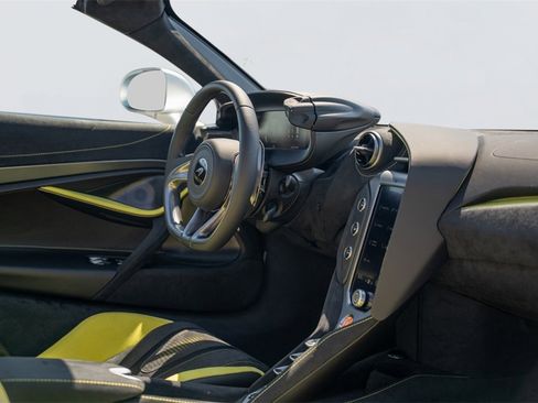New 2025 McLaren 750S Spider image 63