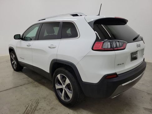 Used 2019 Jeep Cherokee Limited image 7