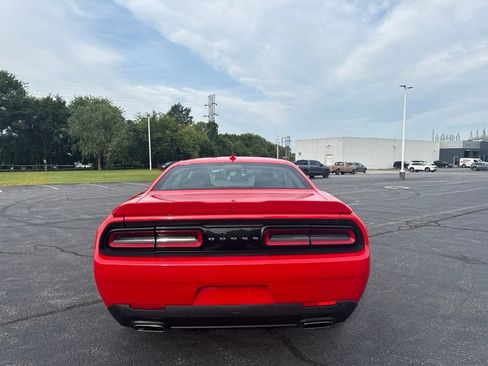 Used 2022 Dodge Challenger GT RWD image 6