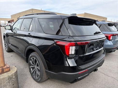 New 2026 Ford Explorer ST-Line AWD/4WD image 5
