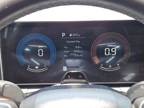 Used 2025 Hyundai Santa Fe SEL FWD image 17