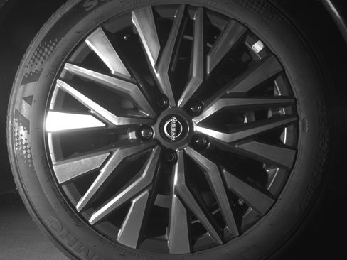 Used 2025 Nissan Altima 2.5 SV image 13