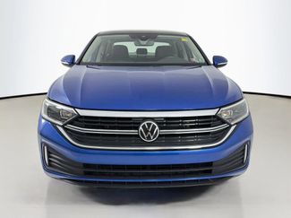 Used 2023 Volkswagen Jetta SEL FWD video 2