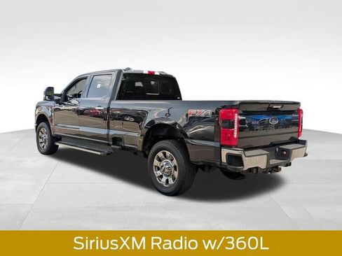 Certified 2023 Ford F250 Lariat w/ Chrome Package image 8