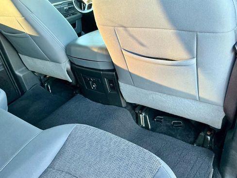 Used 2016 RAM 1500 Lone Star image 27