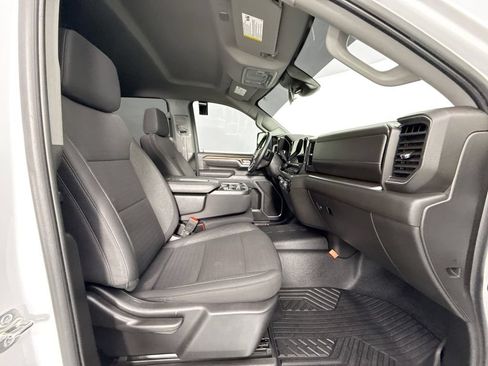Used 2025 Chevrolet Silverado 2500 LT AWD/4WD image 28