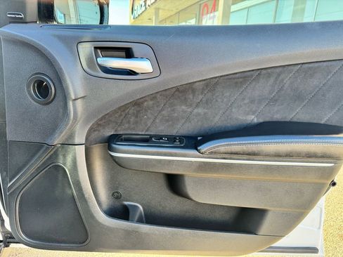 Used 2018 Dodge Charger SRT w/ Harman/Kardon Audio Group image 28