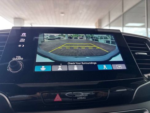 Used 2024 Honda Passport EX-L image 22