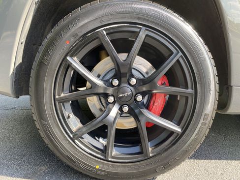 Used 2021 Jeep Grand Cherokee SRT AWD/4WD image 40