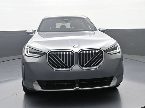 Used 2025 BMW X3 xDrive30i AWD/4WD image 2