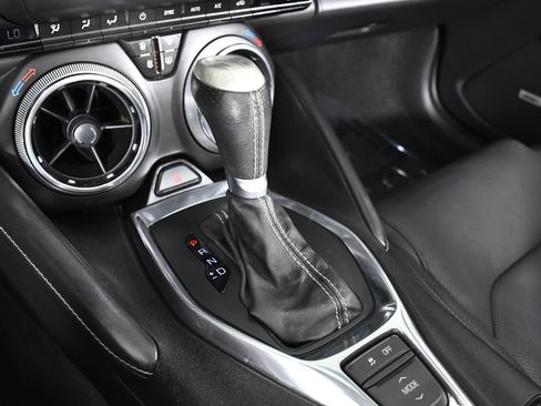 Used 2016 Chevrolet Camaro LT image 17