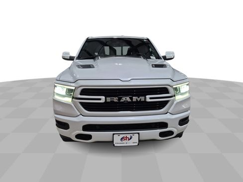 Used 2020 RAM 1500 Laramie AWD/4WD image 3