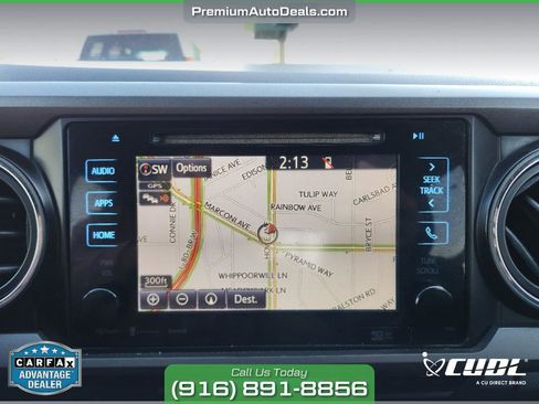 Used 2017 Toyota Tacoma TRD Off-Road image 27