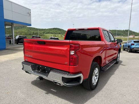 Used 2025 Chevrolet Silverado 1500 LT w/ Z71 Off-Road Package AWD/4WD image 4