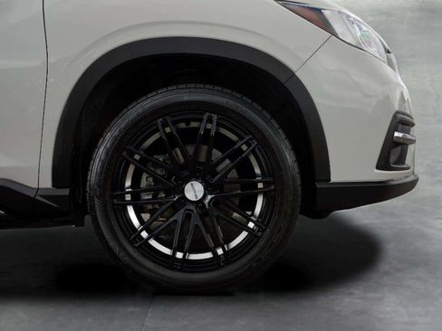 Used 2019 Subaru Ascent Limited w/ Popular Package #3 AWD/4WD image 9