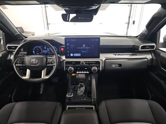 Used 2024 Toyota Tacoma TRD Off-Road w/ TRD Off Road Upgrade Package AWD/4WD image 31