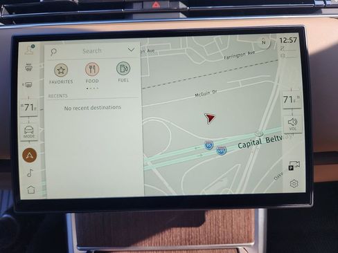 Used 2025 Land Rover Range Rover Long Wheelbase SE image 21