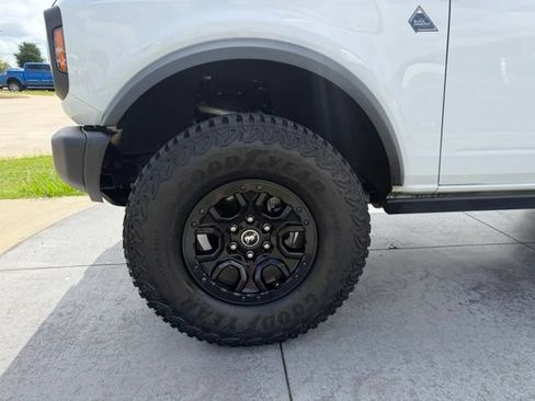 Used 2023 Ford Bronco Black Diamond AWD/4WD image 4