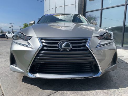 Used 2017 Lexus IS 300 AWD image 2