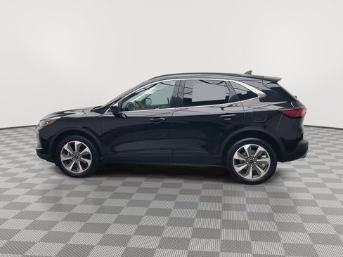 Certified 2024 Ford Escape Platinum image 37